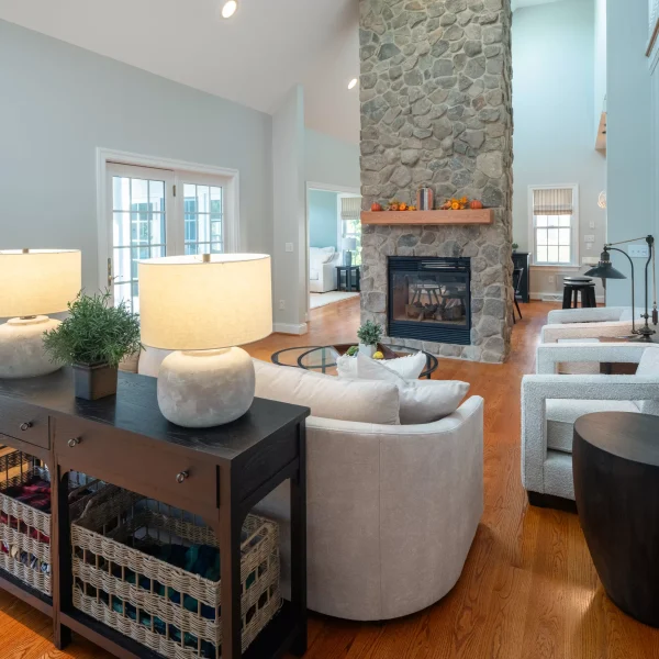 Living space with fireplace